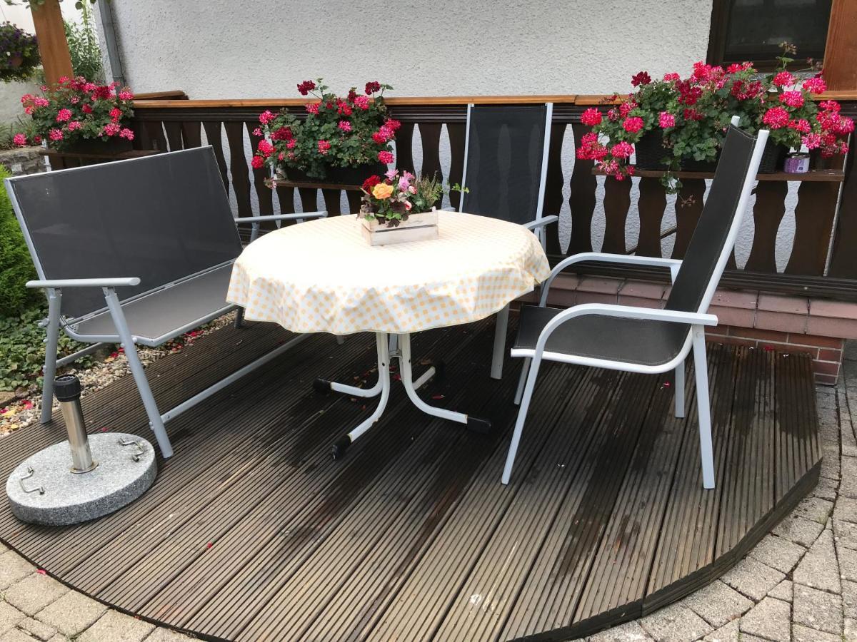 Monteur-/Und Ferienwohnung Diehl Asslar Eksteriør bilde